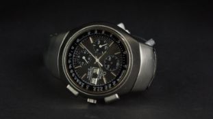 GENTLEMEN'S OMEGA SPEEDSONIC F300HZ CHRONOGRAPH WRISTWATCH, circular silver mirrored triple register