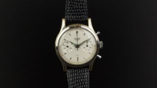 GENTLEMEN'S HEUER CHRONOGRAPH WRISTWATCH, circular silver twin register dial with silver hour