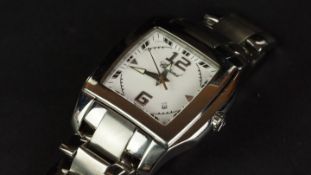 LADIES' CHOPARD WRISTWATCH REF. 8464, square white dial with large Arabic numerals, arrow markers