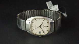 MID SIZE OMEGA DE VILLE DATE WRISTWATCH, rounded square off white dial with baton hour markers and a