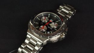 GENTLEMEN'S TAG HEUER INDY 500 CHRONOGRAPH WRISTWATCH REF. CAC111B, circular black triple register