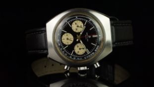 VINTAGE BREITLING CHRONOGRAPH REFERENCE 1450, circular black panda dial with triple register