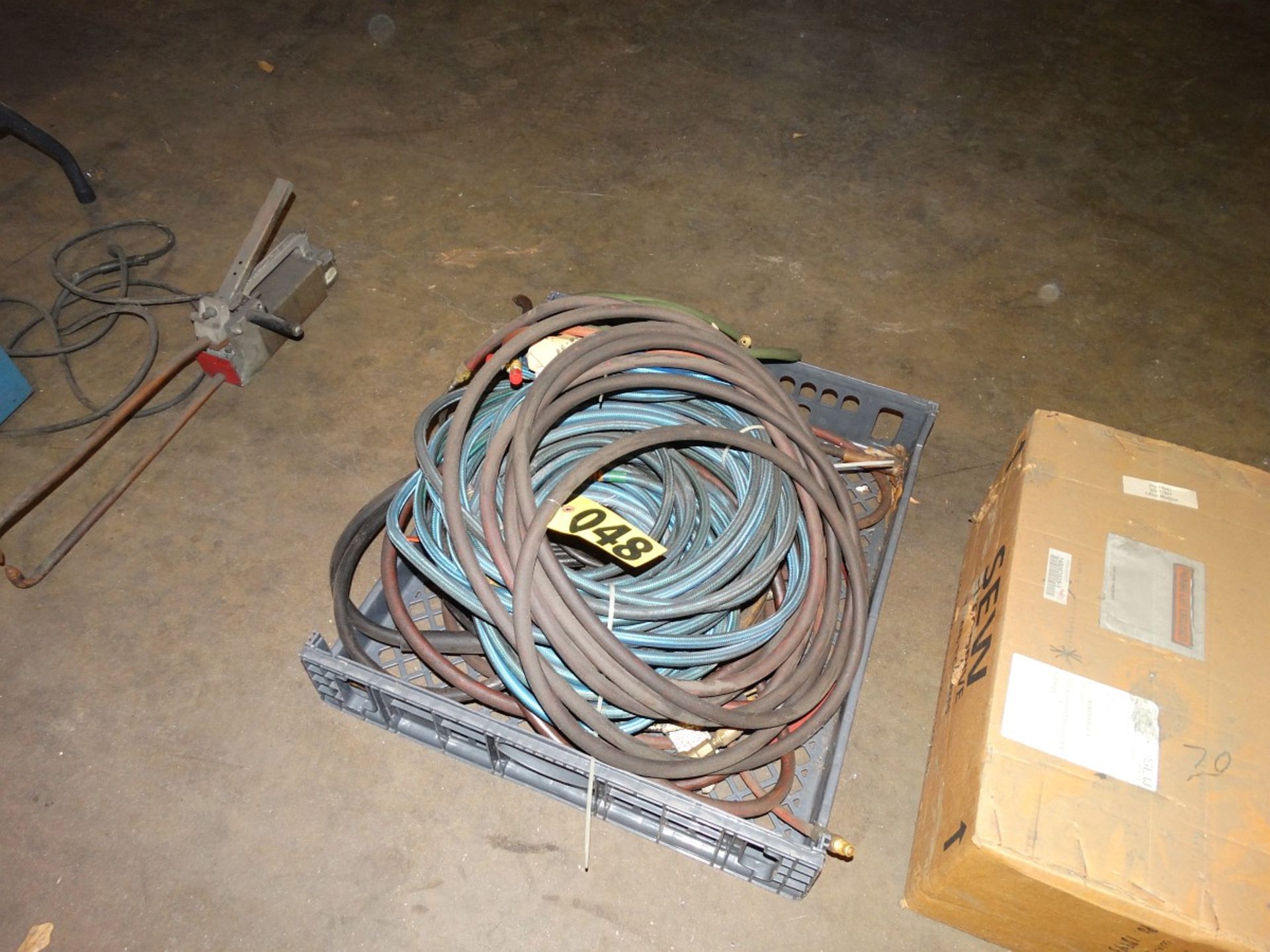 Box Lot Airhoses w/Elec Cords