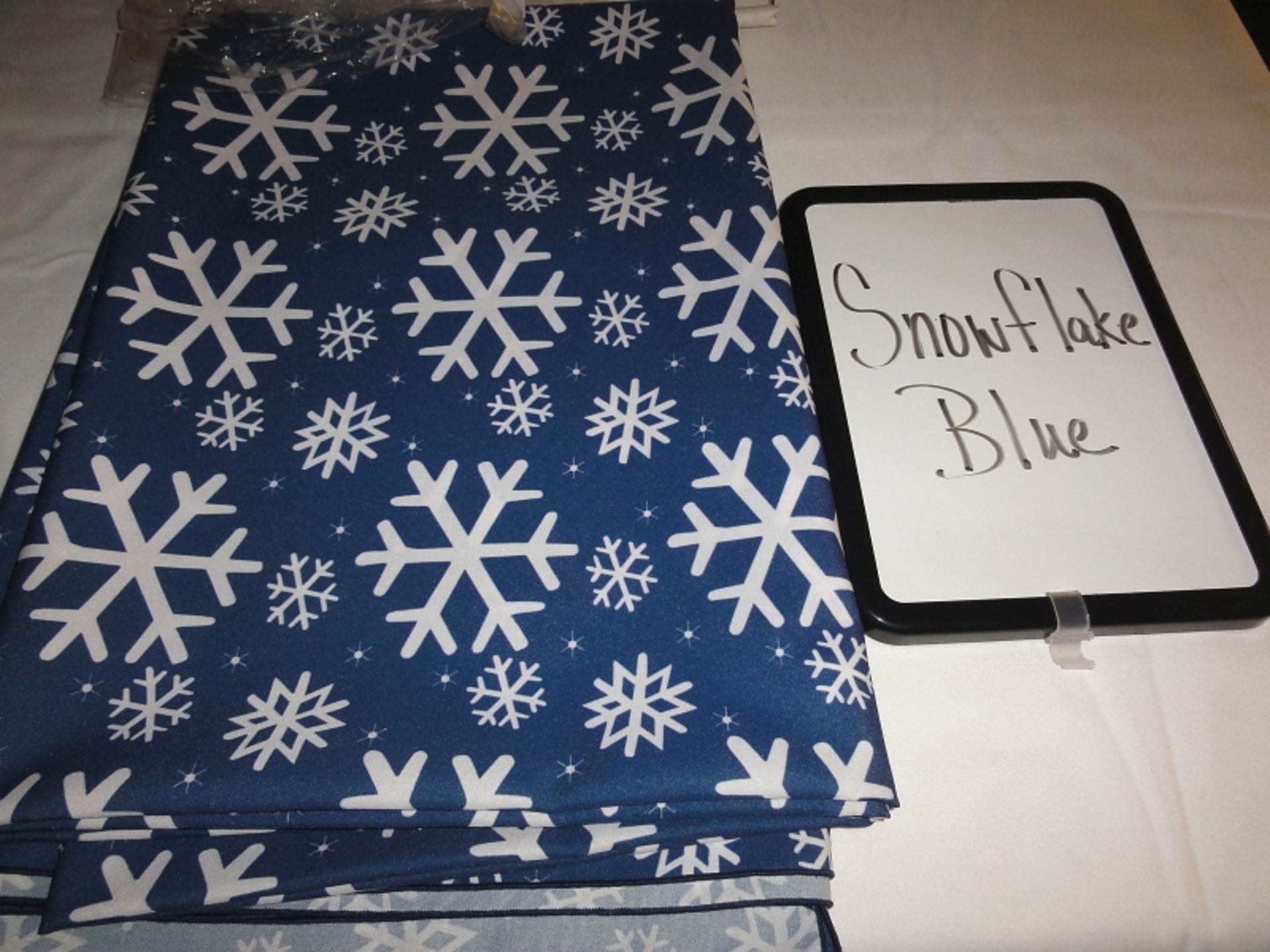 LINEN, SNOWFLAKE BLUE 90" SQUARE