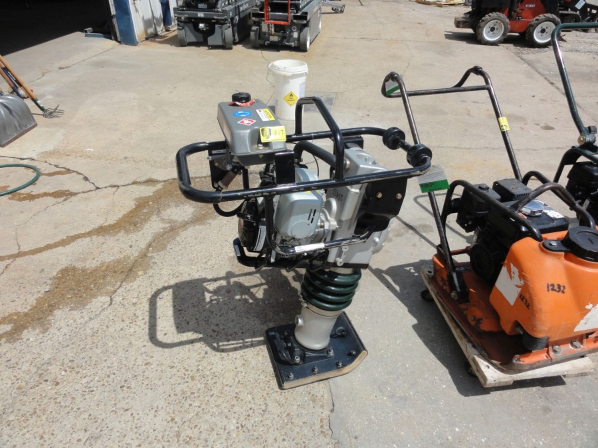 Sakai Jump Jack, Mdl R565,