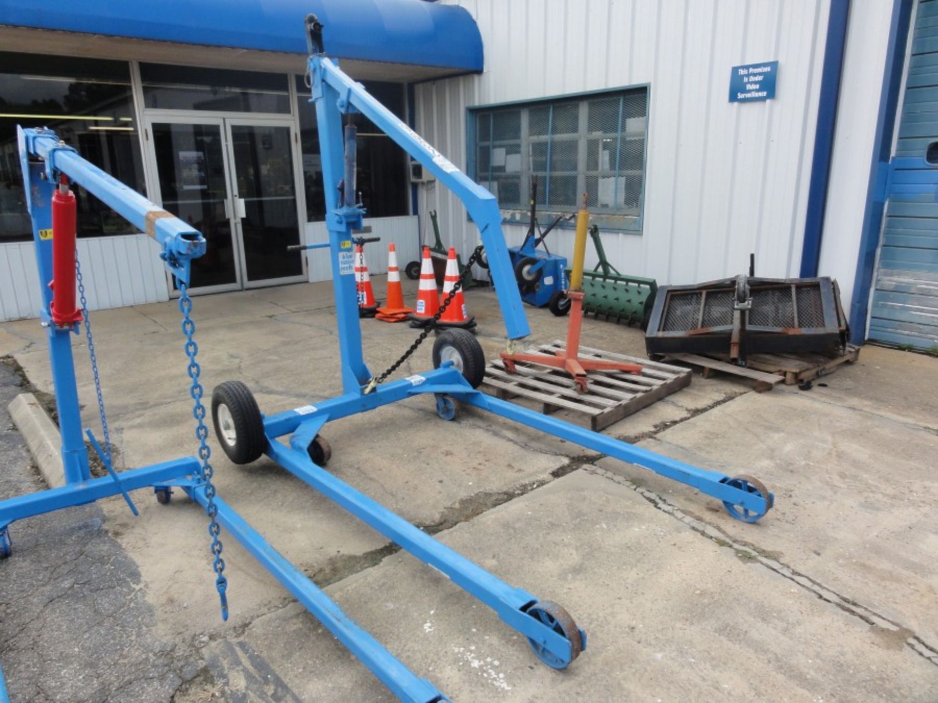 2,000 lb. Engine Hoist, Towable