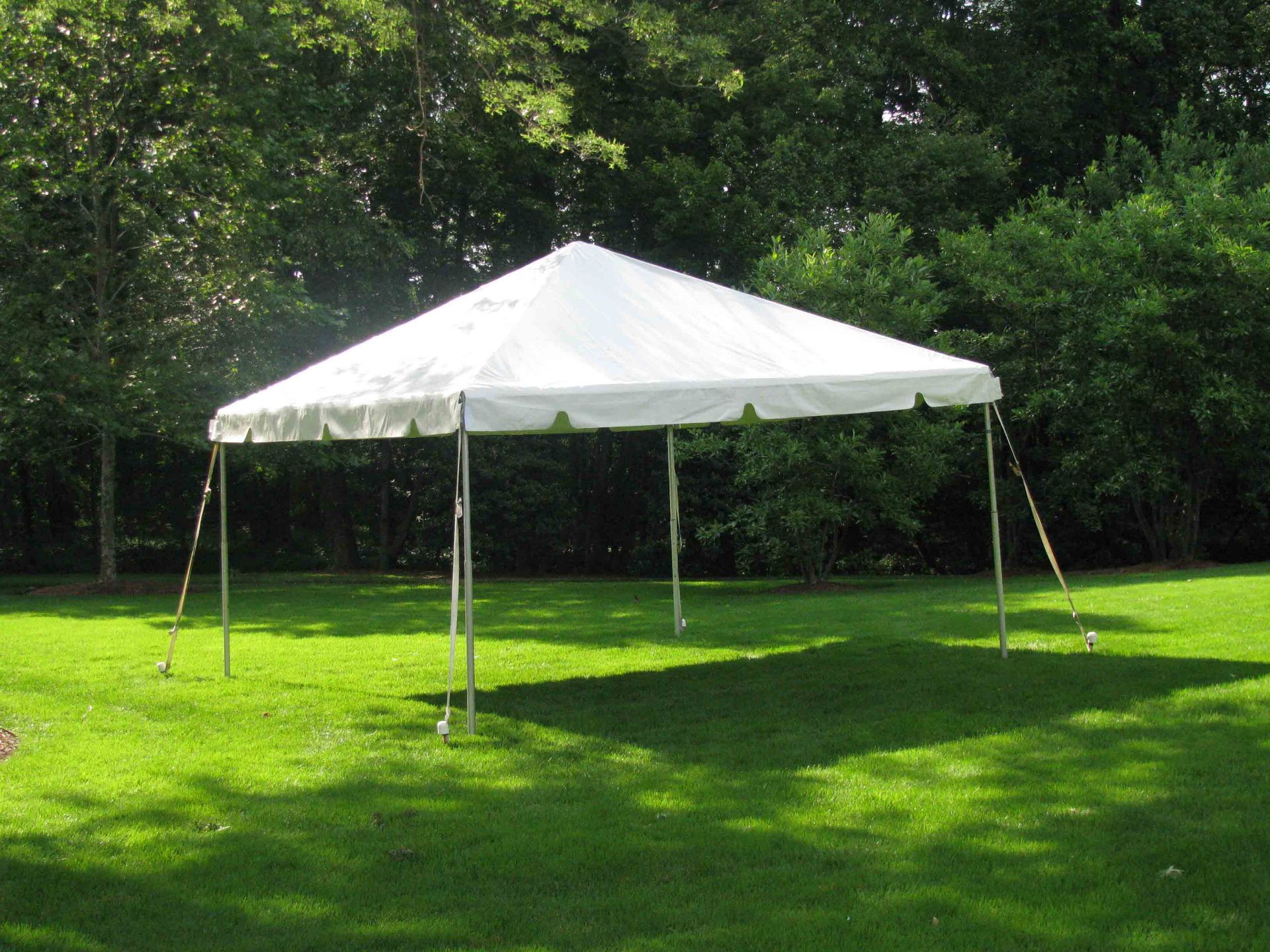 10 x 10 Anchor Fiesta Tent, White, Grade B