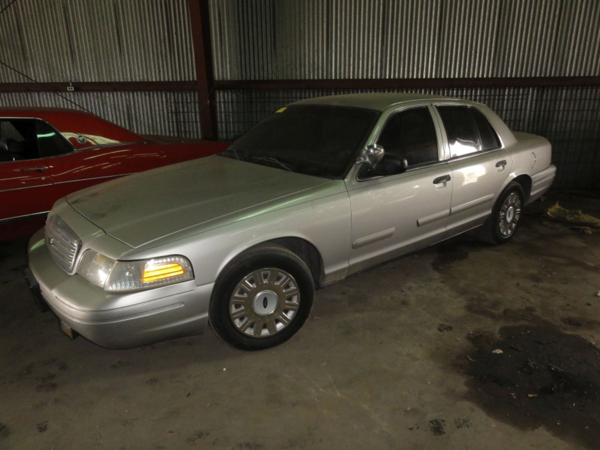 2005 Ford Crown Victoria Ex-Police Cruiser, - Image 2 of 4