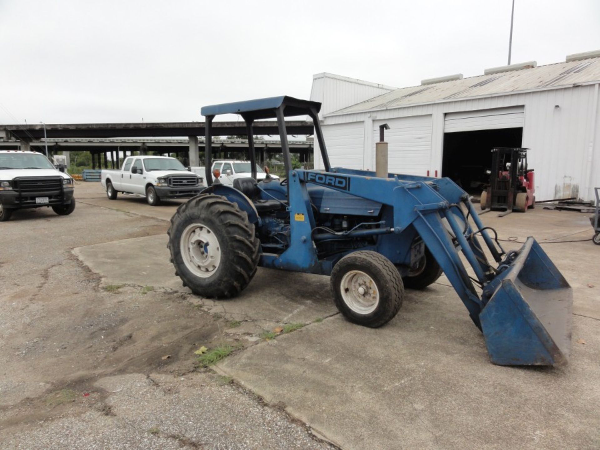 Ford Tractor w/ Front End Loader, Diesel - Image 2 of 3