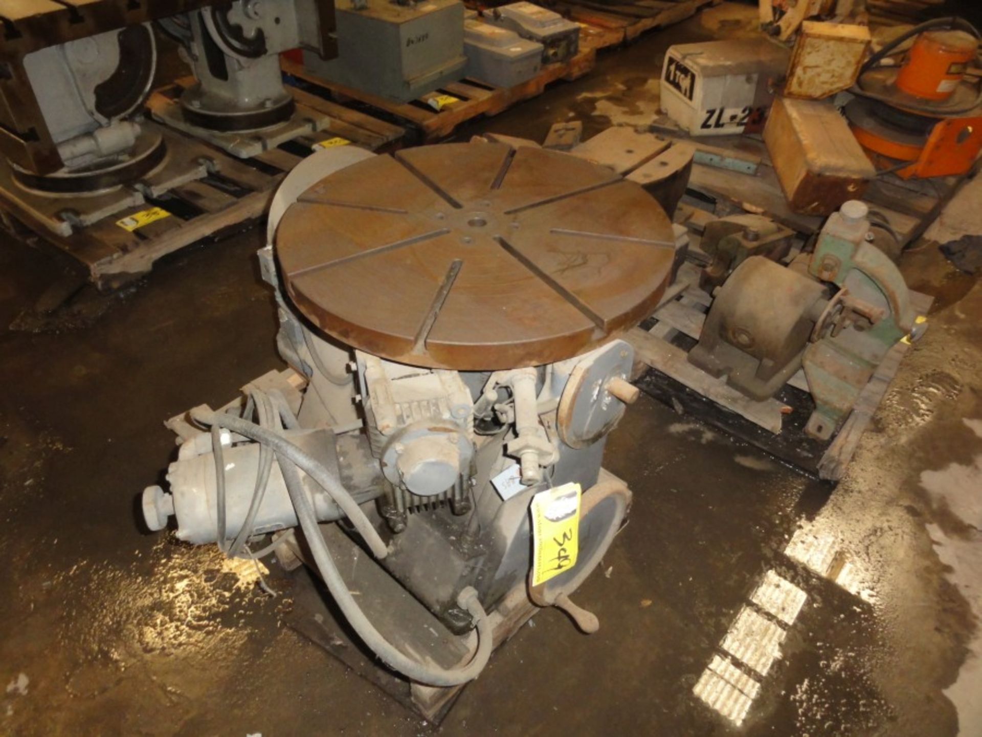 Powered Tilting Rotary Table,24"