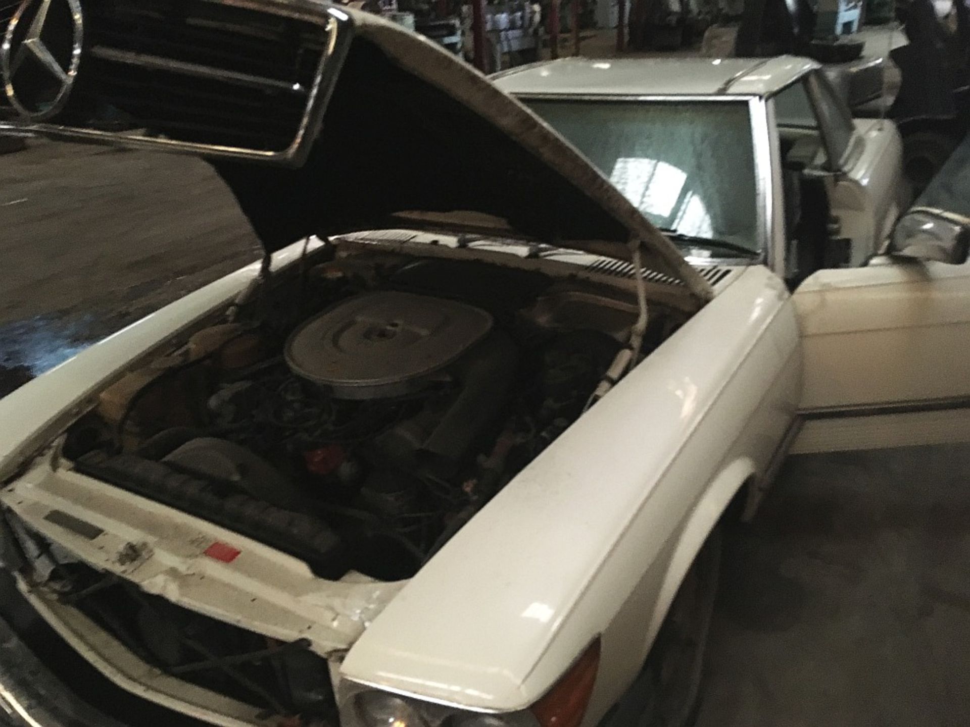 1985 Mercedes 380 SL, - Image 4 of 7