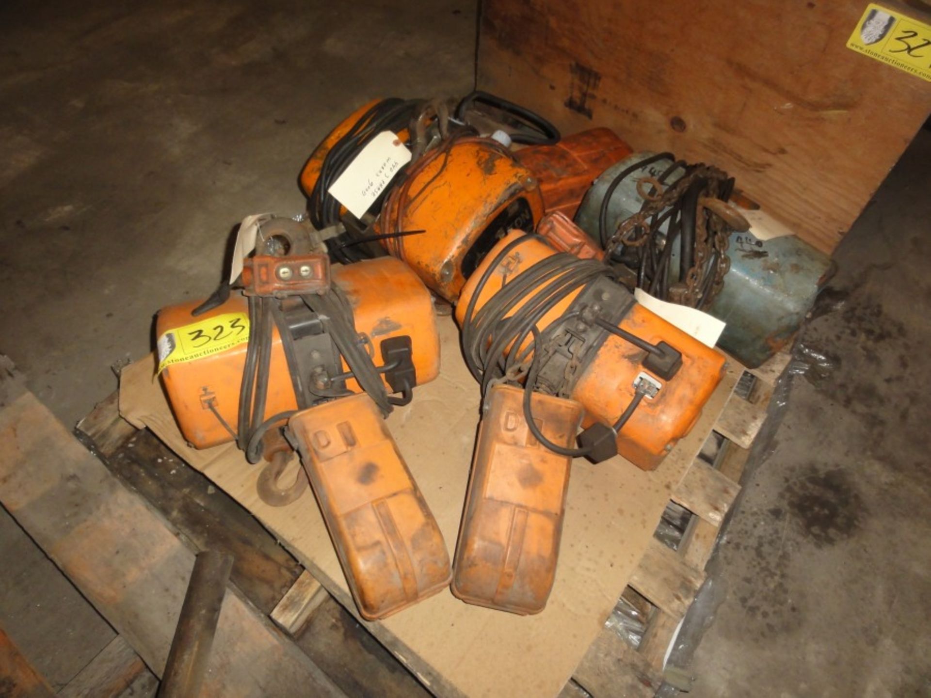 Misc Electric Hoists, 1/2 - 1 ton