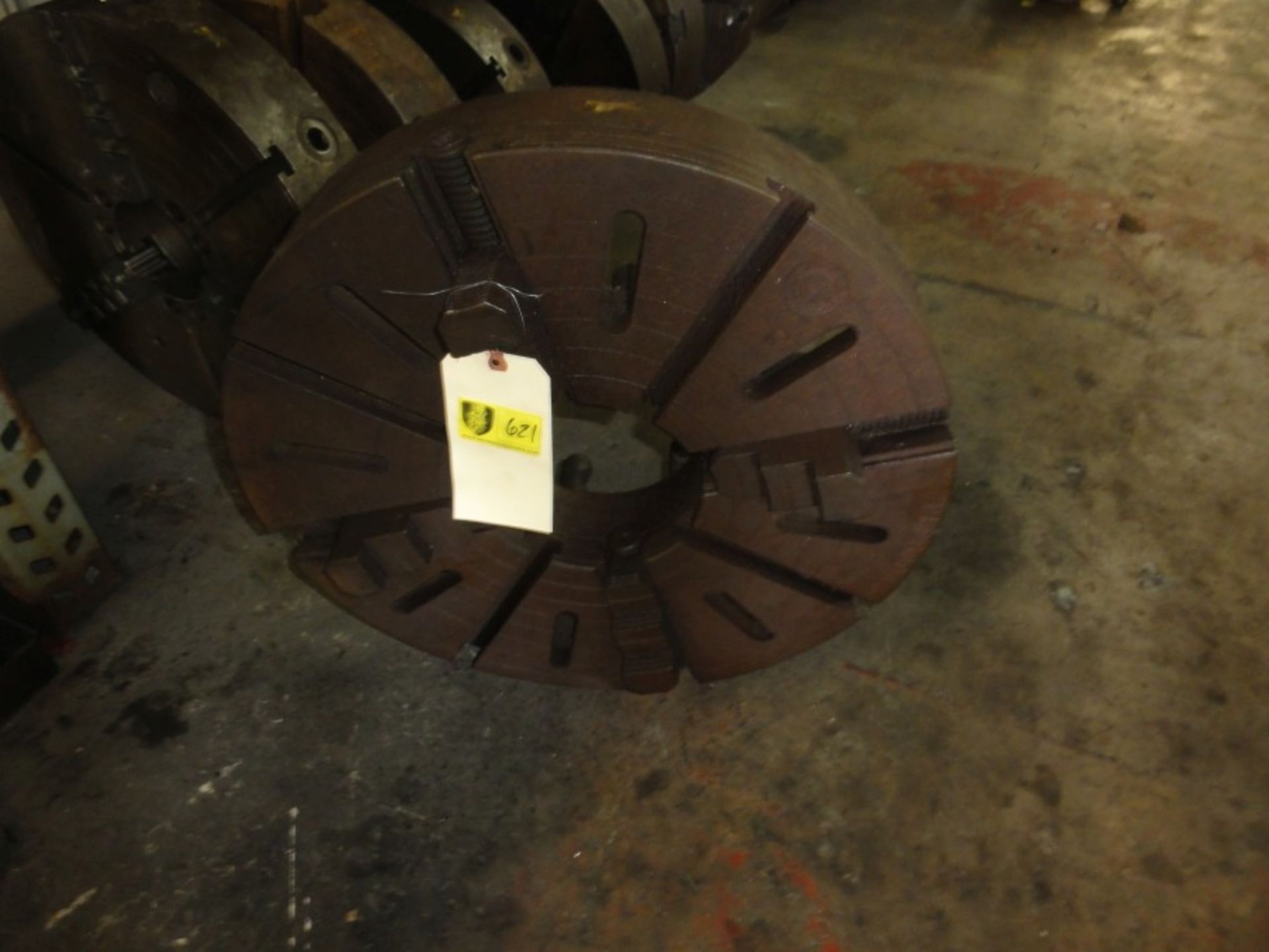 20" 3-jaw D-11 Chuck, 5" hole