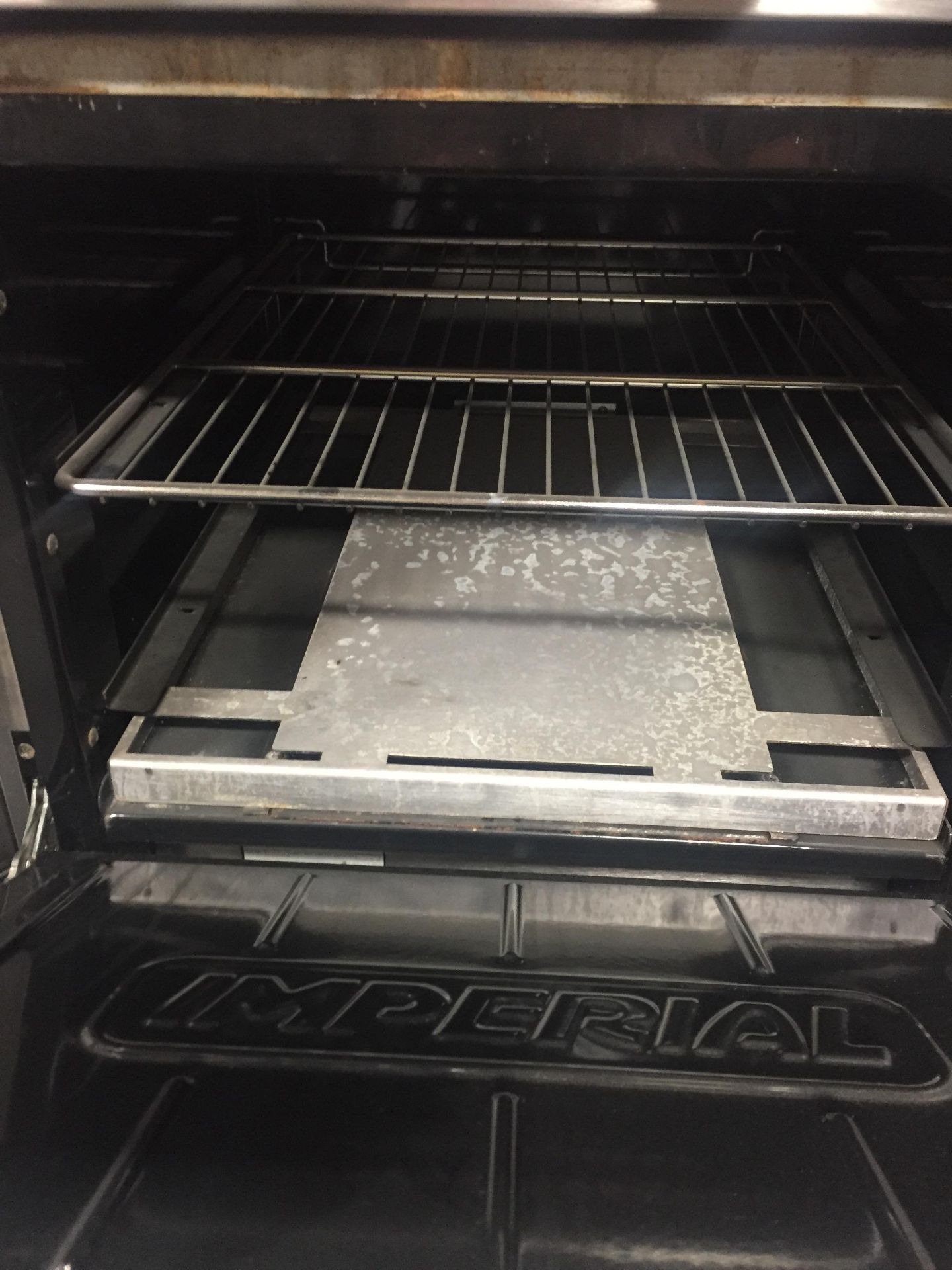 Imperial IR-4-E Electric 4 Burner Range, c/w oven, 208/1 - Image 2 of 3