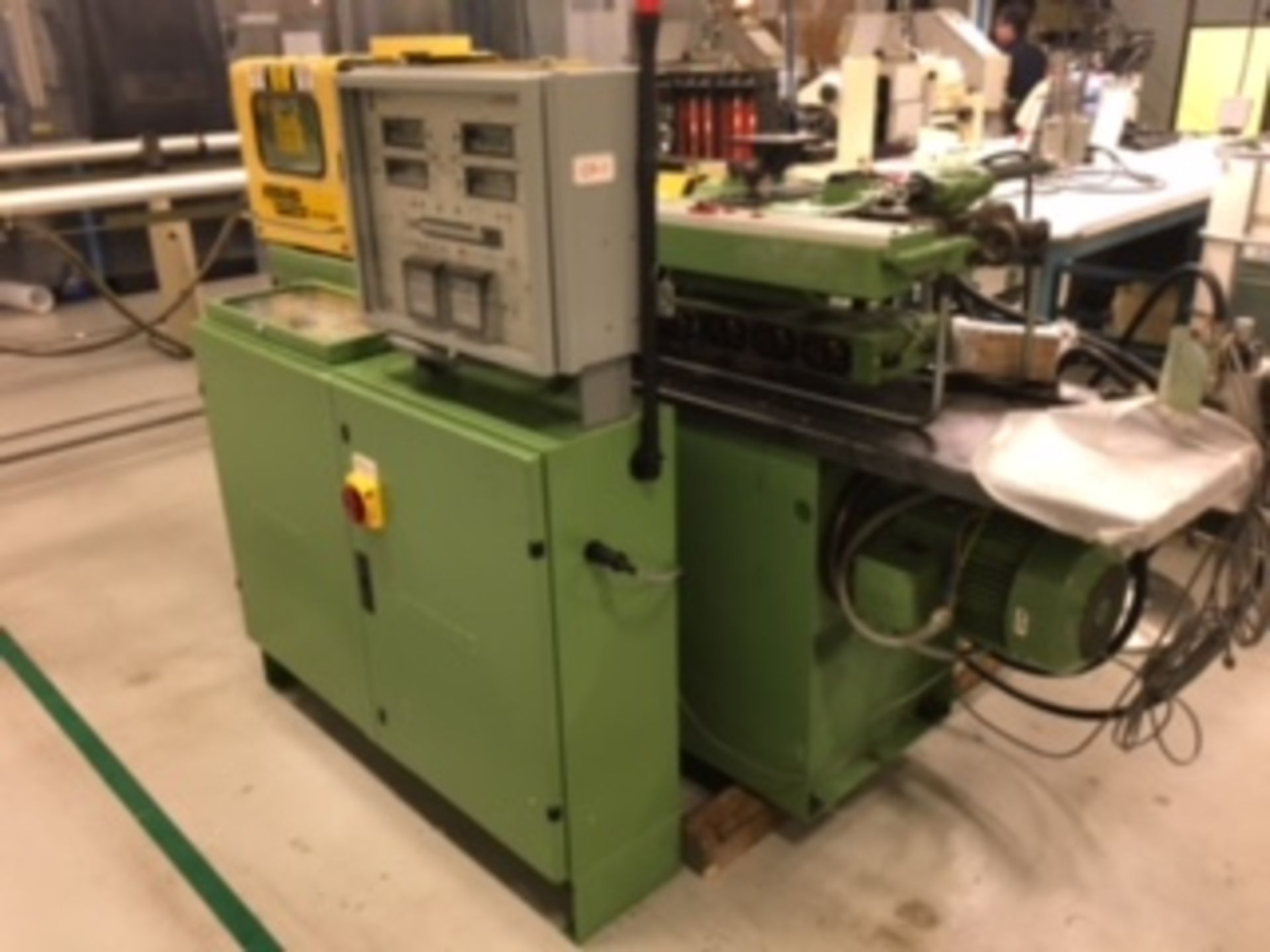 Arburg Type ALLROUNDER 221-75-850 Injection Molder, S/N: 150478 Mfg. 1991, Clamp Force 35 Tons, - Image 2 of 6