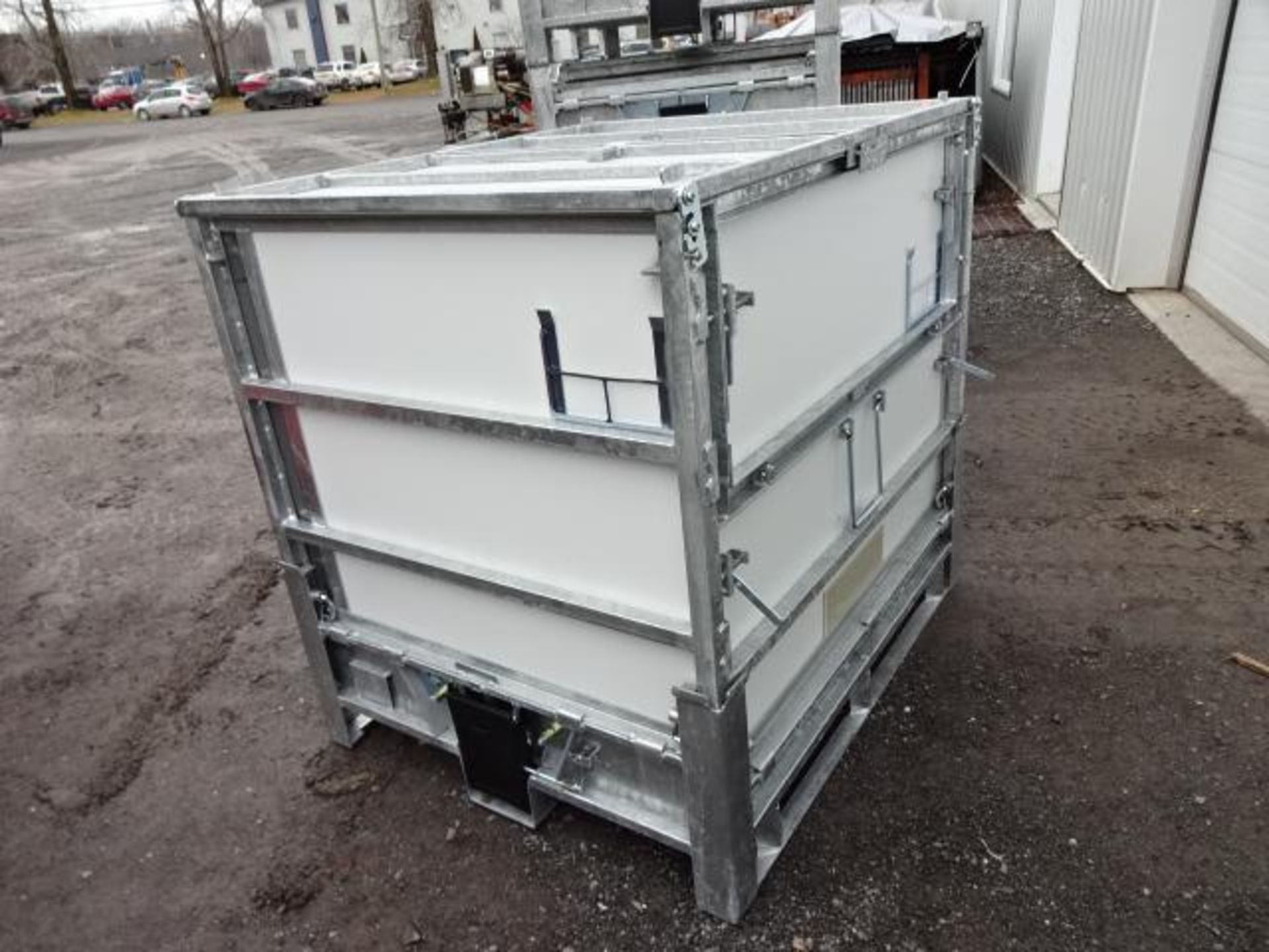 Boites de transport en vrac empilable et demontable lot de 5 - Stackable and demountable bulk - Image 4 of 4