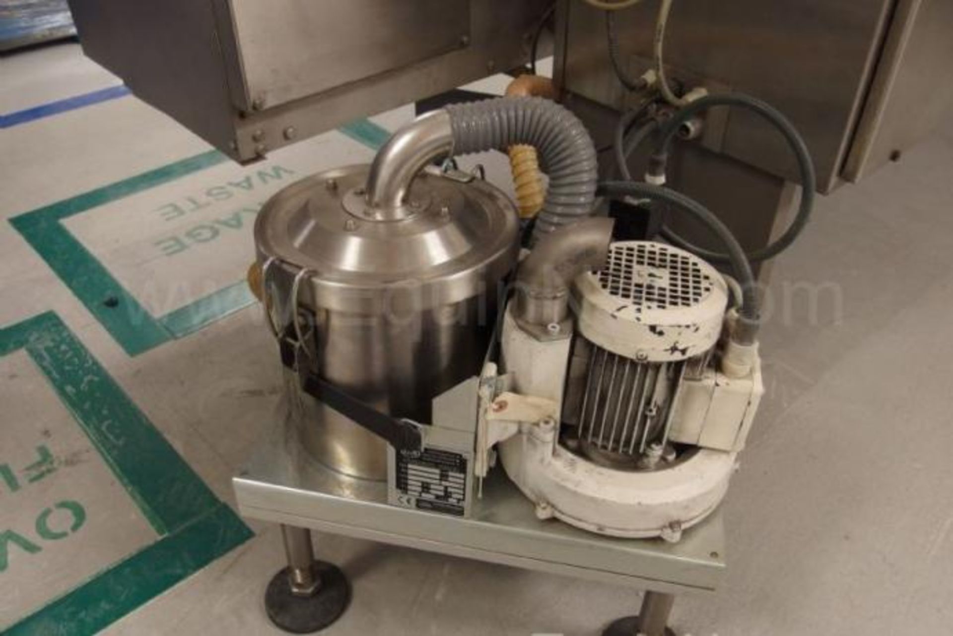 Vacuum filtrant en inox - Stainless steel filtering vacuum
