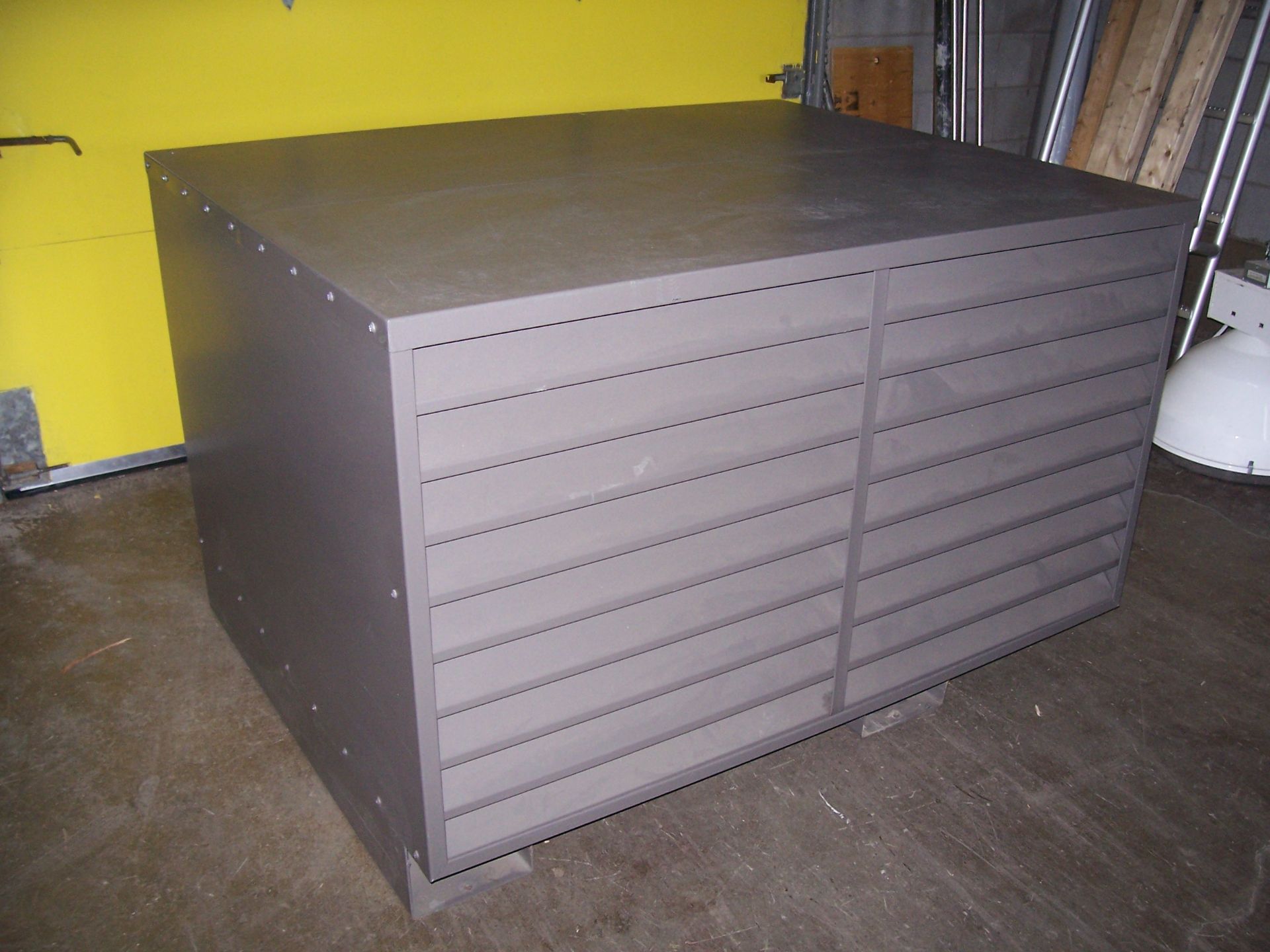 Refroidisseur d'air, climatiseur Morisson de 10 Tonnes, fonctionne sur 460V, 3 phases. Pour