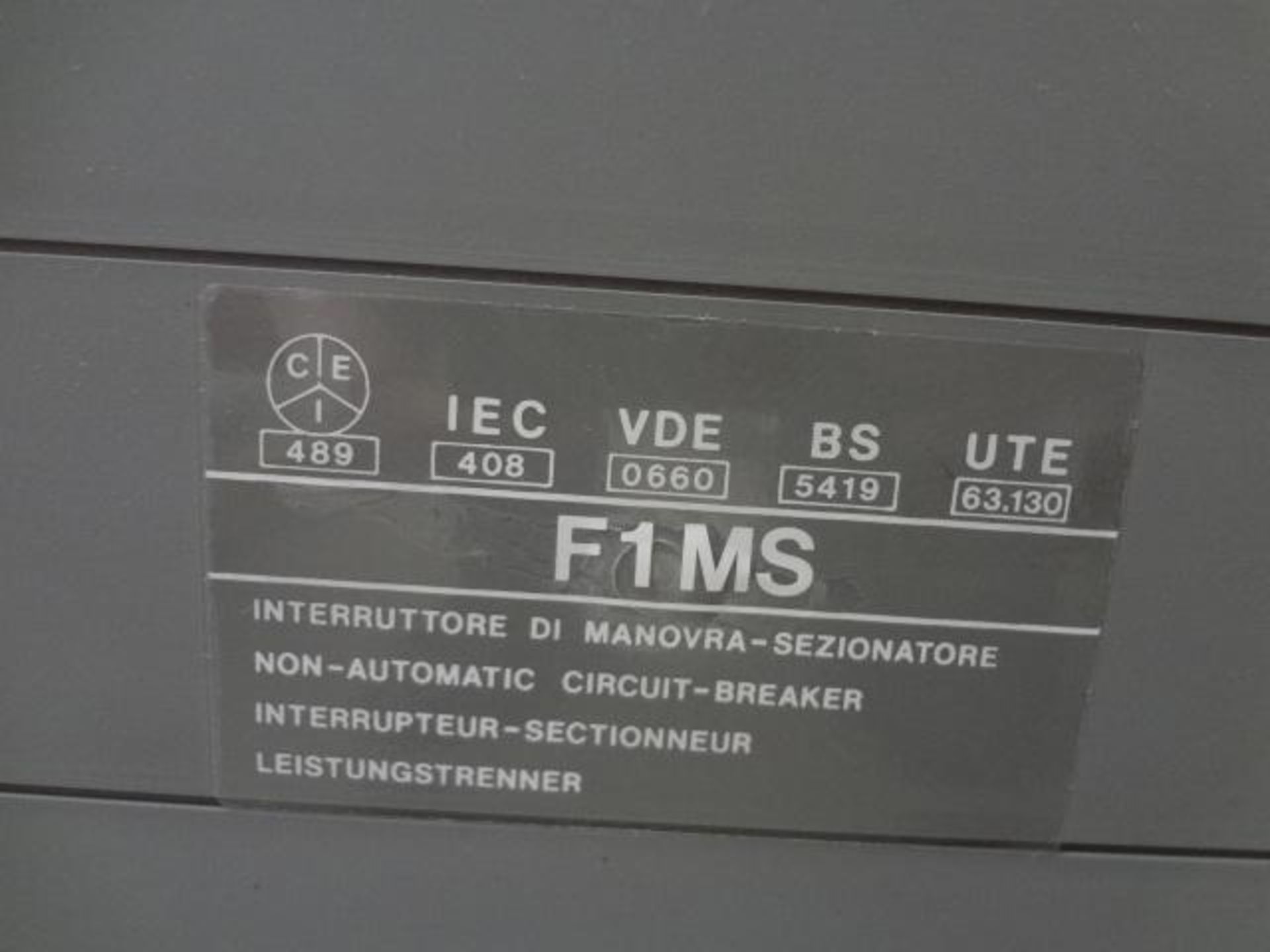 DISJONCTEUR / INTERUPTEUR 1250 AMP DE MARQUE ABB - BREAKER CIRCUIT BREAKER 1250 AMP ABB BRAND - Image 2 of 4