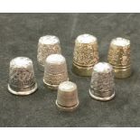 Thimbles 1 hallmarked CH Dorcas , 4 have silver hallmarks and 2 have no hallmarks