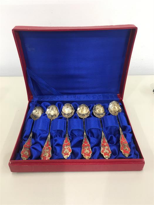 boxed set of 6 Continental Silver and Enamel Tea Spoons hallmarked 800 dl - Image 4 of 4