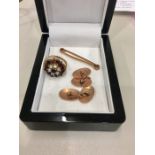 Selection of jewellery includes 9ct gold cufflinks weight 4.6g and 9ct gold dress ring weight 5.6 g