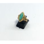 18ct Gold Stone set Ring set with green coloured stone hallmarked 750 weight