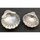 2 silver shell Dishes both hallmarked total weight 101g