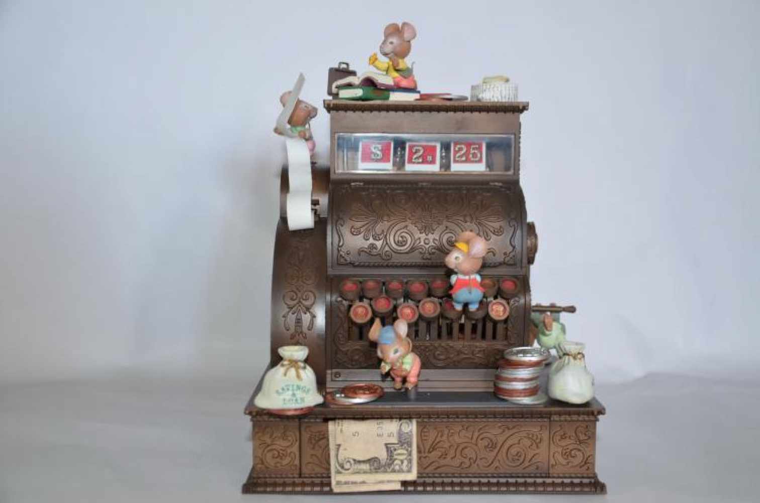 ENESCO Musicbox "Were In The Money" ENESCO Musicbox "We're In The Money". Fully functional,