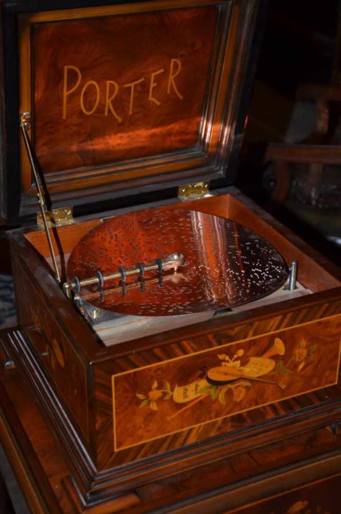 Fantastic PORTER Disc Music Box Fantastic Porter disc music box with 6 discs Opulent intarsia on - Image 2 of 3