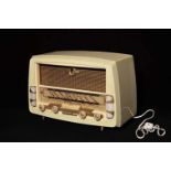 General Radio Modell T60 No. 5544 General Radio Model T60 No. 5544 off-white plastic housing with