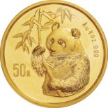 中国 (China) / ﾊﾟﾝﾀﾞ図 50元(1/2ｵﾝｽ)金貨 1995年 KM718 / 未使用 / Panda 50 Yuan (1/2oz) Gold / UNC