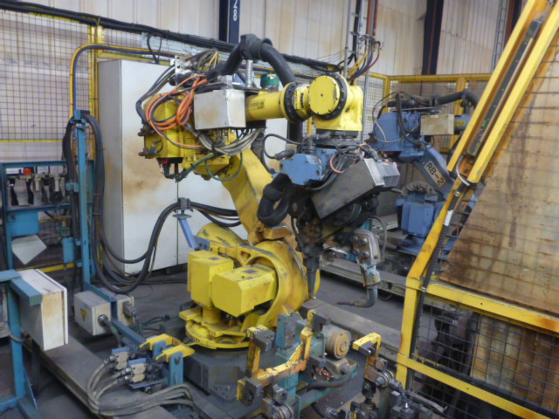 Fanuc R-2000iB Robotic Spot Welder (2007) DM04