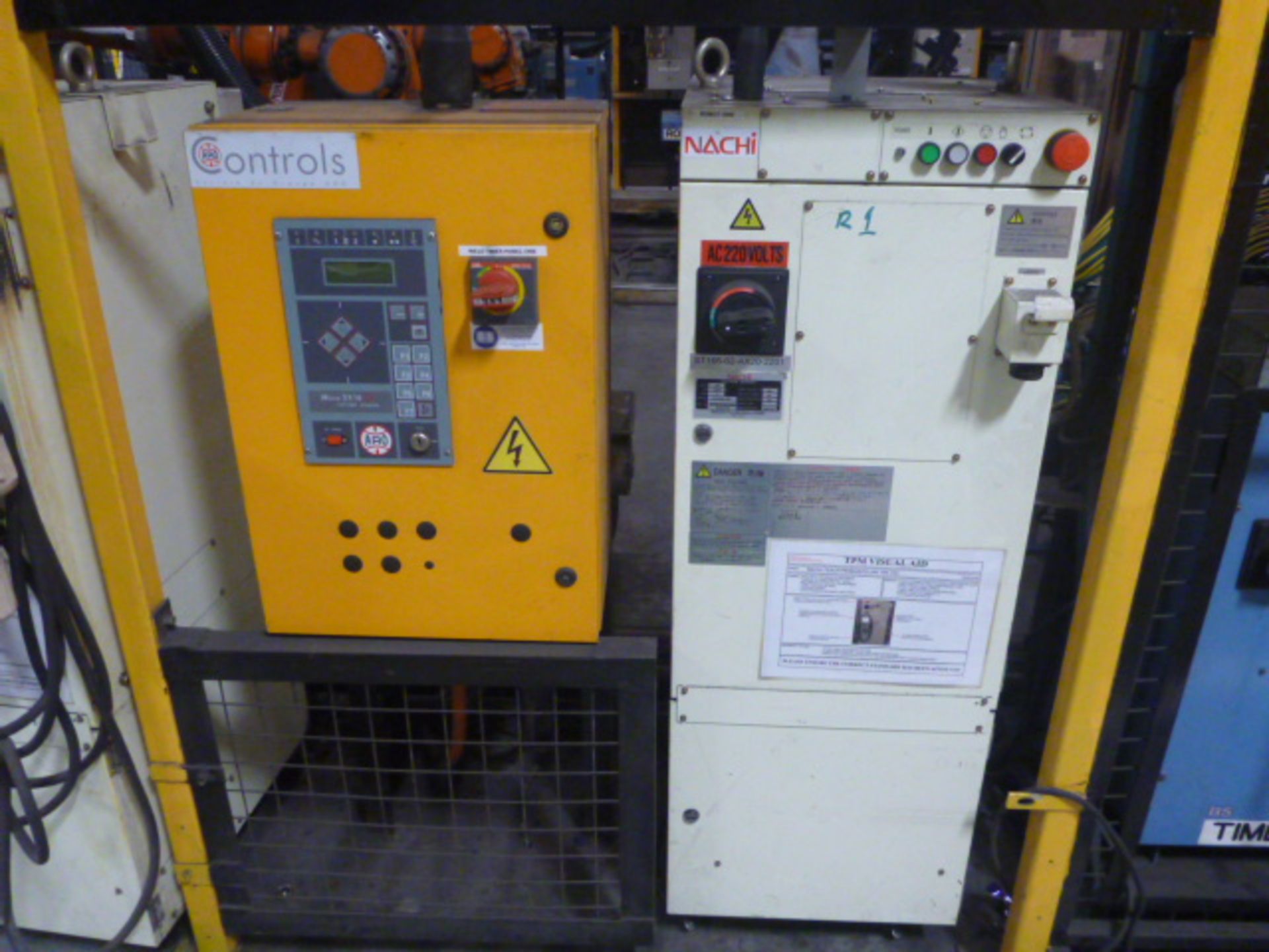 Nachi ST166-02-AX20-2201 Robotic Spot Welder (2008) FS04 - Image 4 of 8