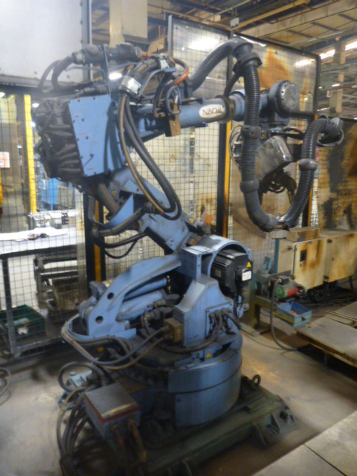 Nachi SF166-02 Robotic Spot Welder (2001) DS07