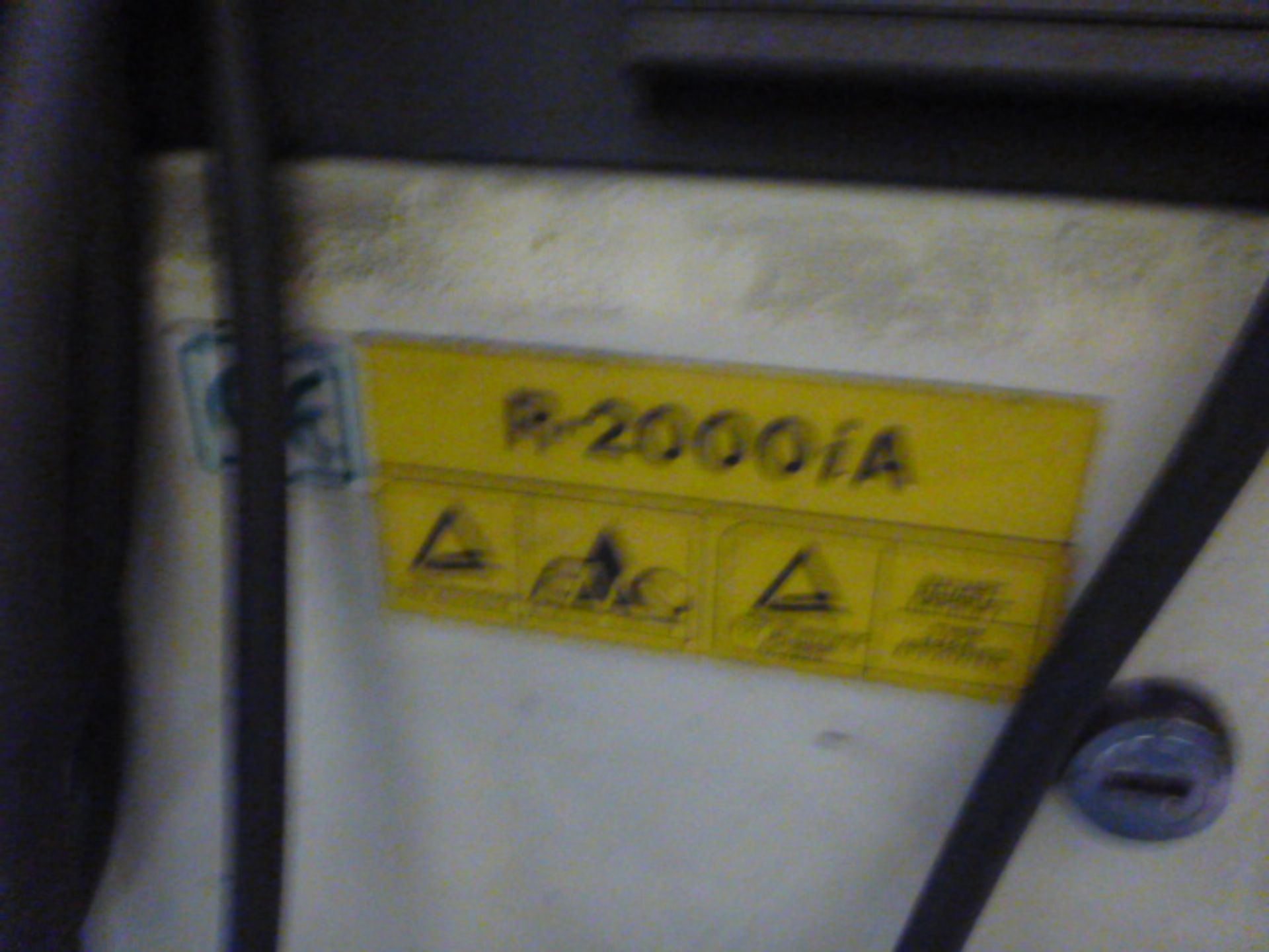 Fanuc R-2000iA Robotic Spot Welder (2001) DS01 - Image 3 of 6