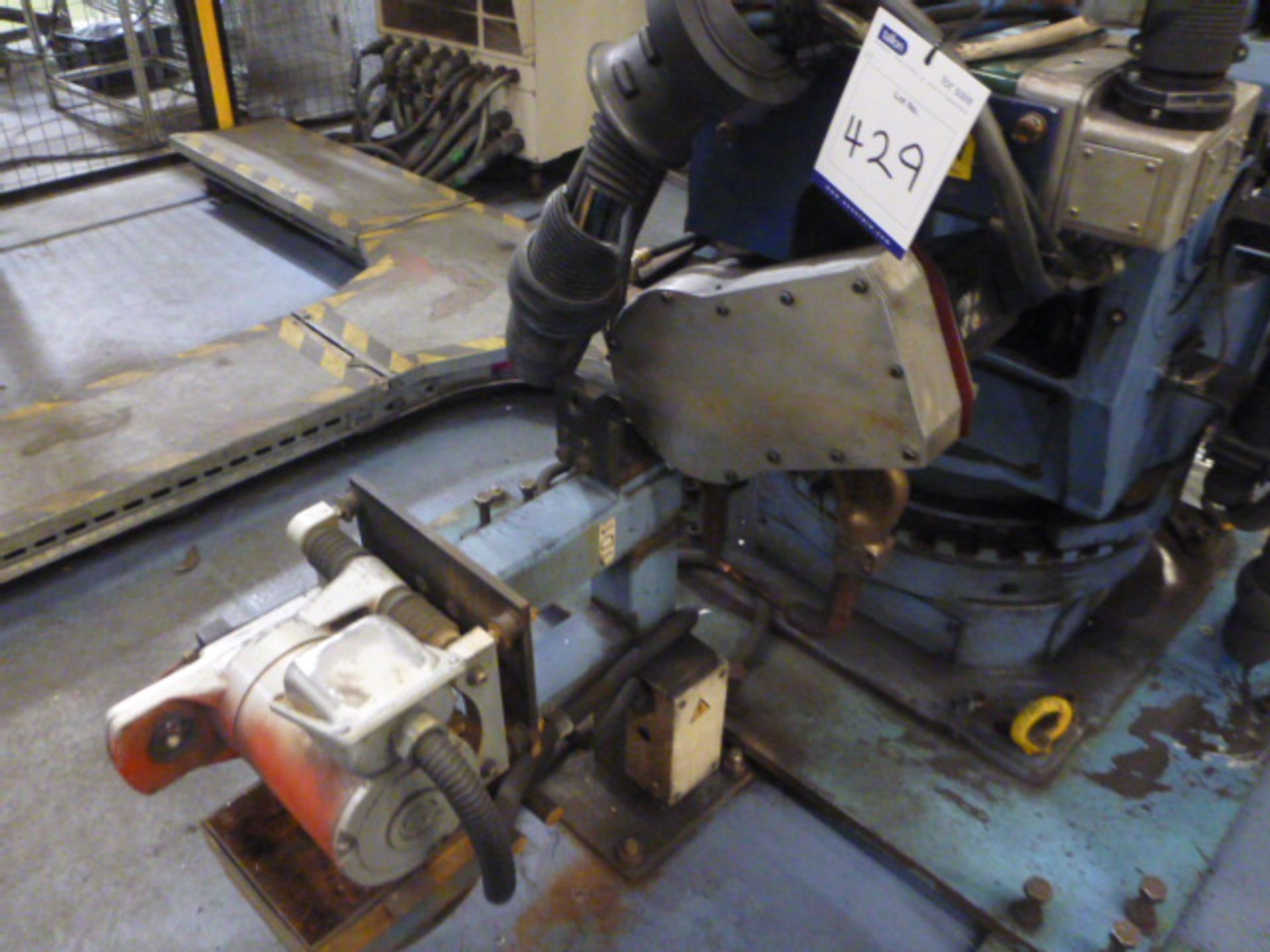 Nachi SF130F-01 Robotic Spot Welding Machine (1997) (Cell AM07) - Image 3 of 8