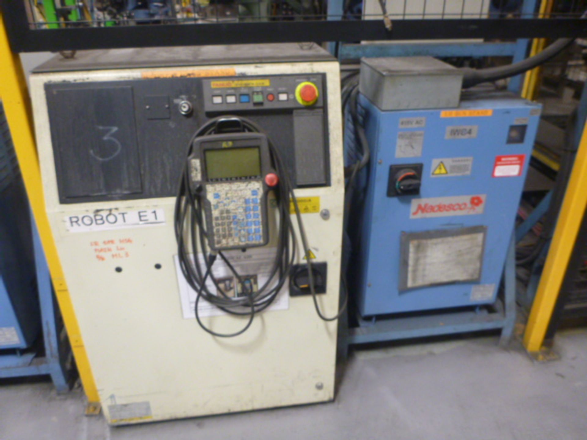 Fanuc R-2000iA Robotic Spot Welder (2001) FM04 - Image 4 of 6