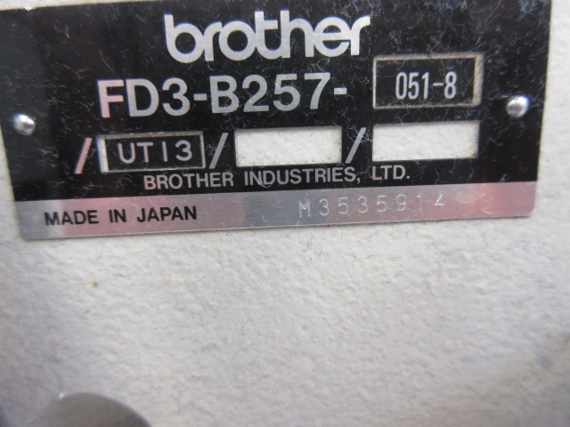 Brother FD3-B257-051-8 overlocker sewing machine (2012) - Image 4 of 4
