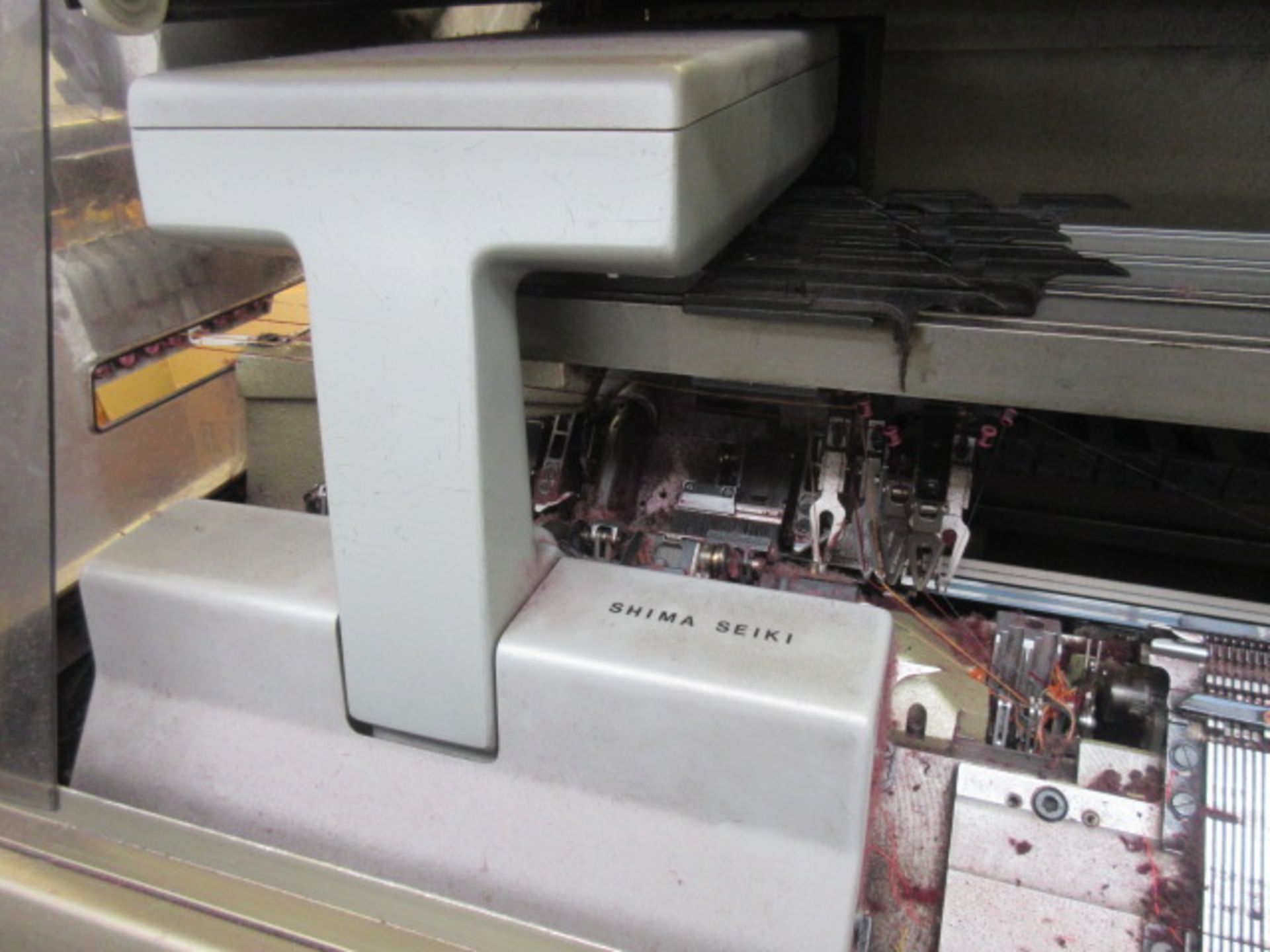 Shima Seiki SES 122FF 7gg knitting machine - Image 6 of 7