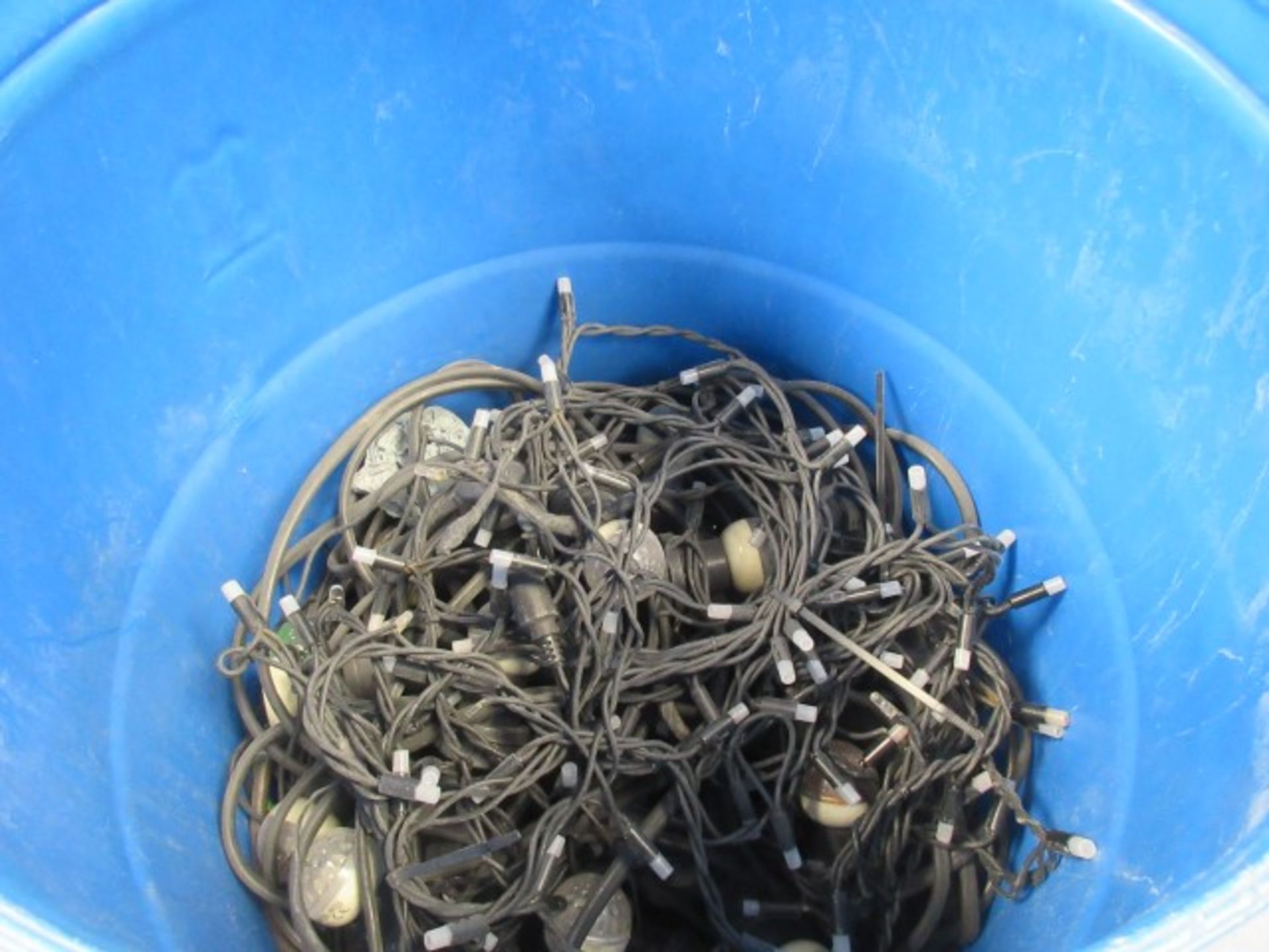 Ten plastic barrels & bins of festoon lighting - Image 5 of 8