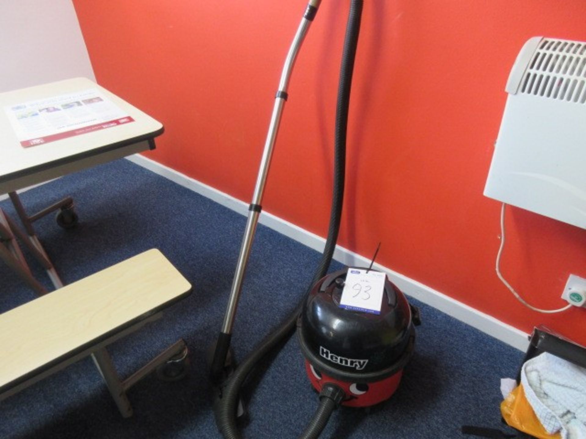 Henry HVR200A 240v vacuum cleaner.