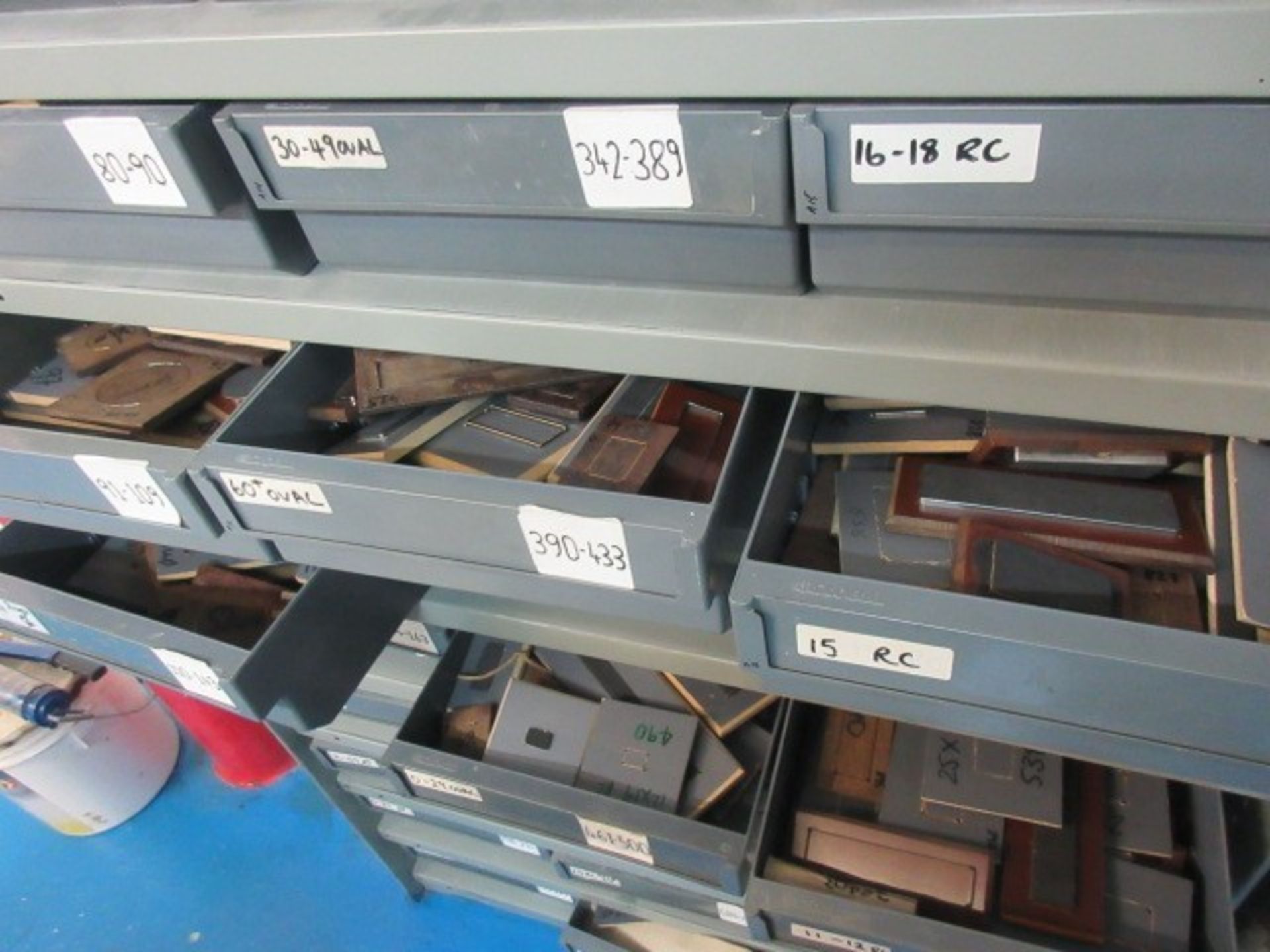 A Qty of assorted cutters in and including 36 drawer storage unit. - Image 3 of 6