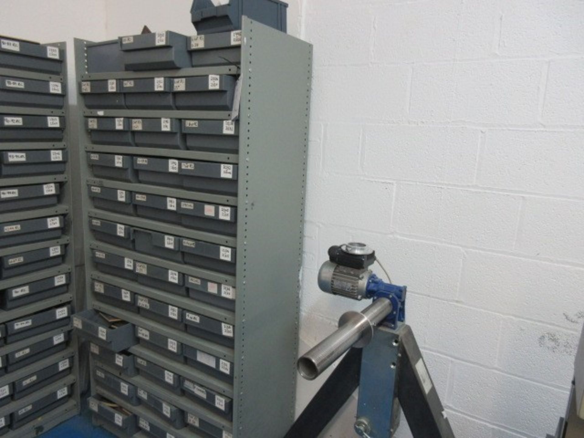 A Qty of assorted cutters in and including 36 drawer storage unit. - Image 4 of 6