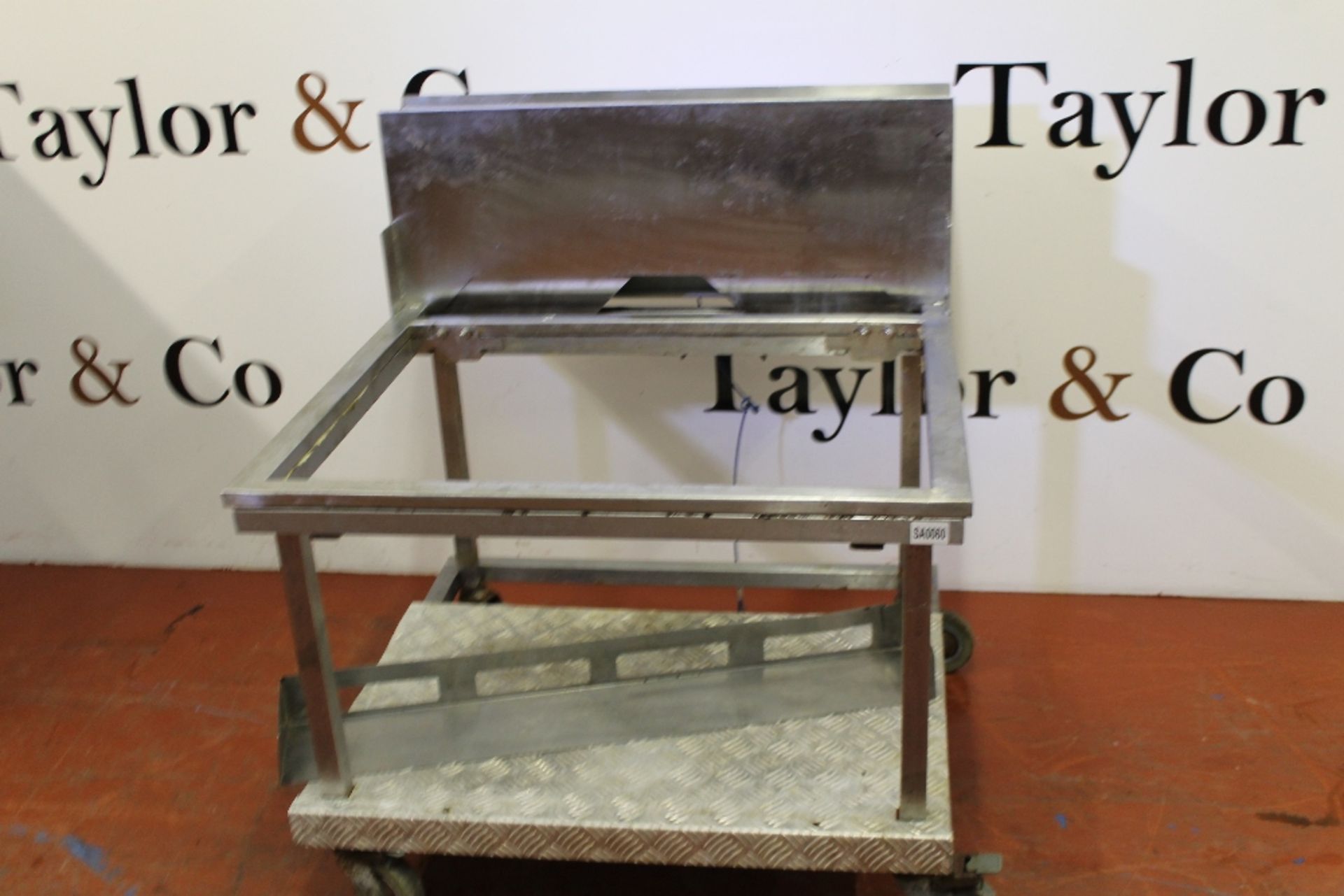 Stainless Steel Mobile Appliance Stand – 80cm x 70cm NO VAT - Image 2 of 2