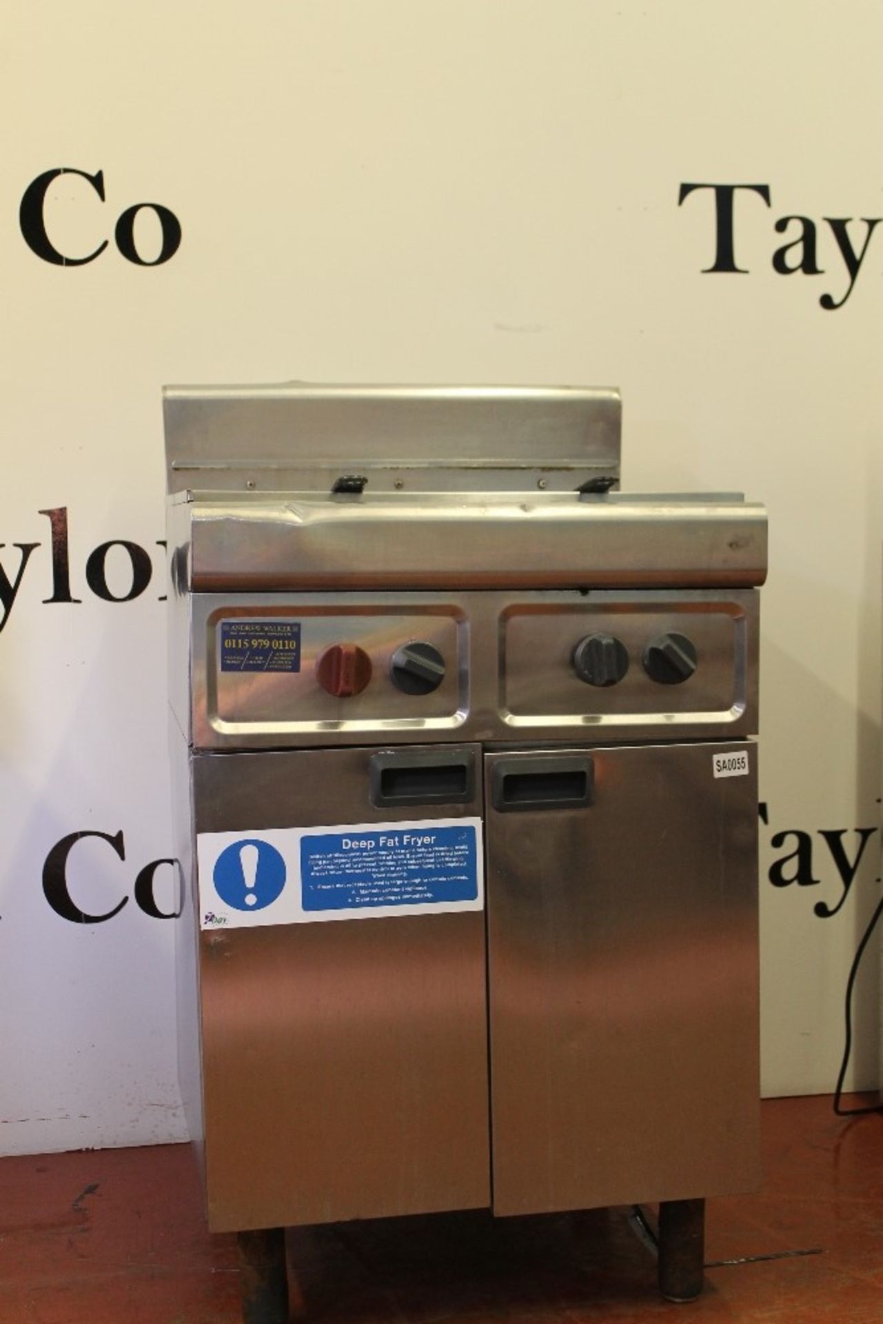 Twin Tank Double Basket Gas Fryer – NO VAT - Image 2 of 2