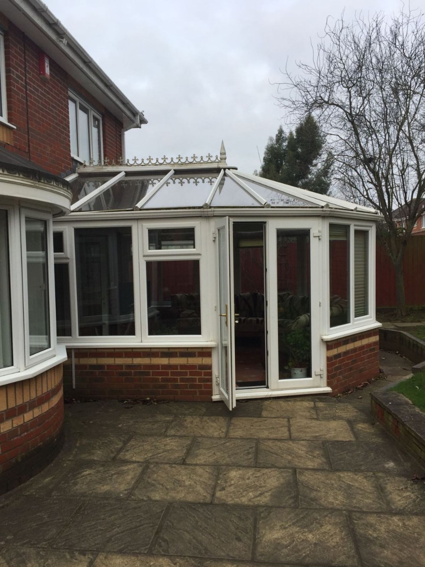 White UPVC Conservatory - 4 Metre Wide x 4 Metre Long - NO VAT ON HAMMER Double Glazed and in - Bild 3 aus 8