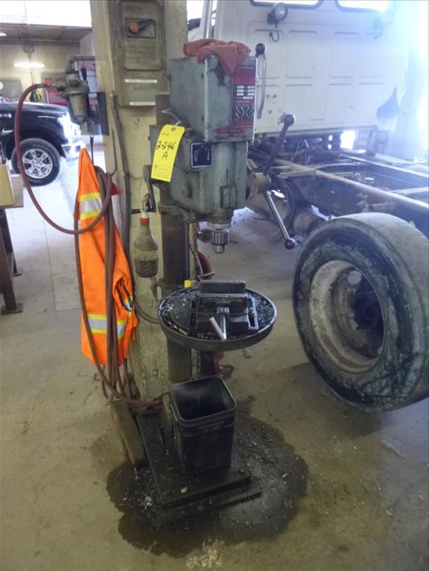 Strands drill press, mod. 568L, ser. no. 39238 (mechanic shop)