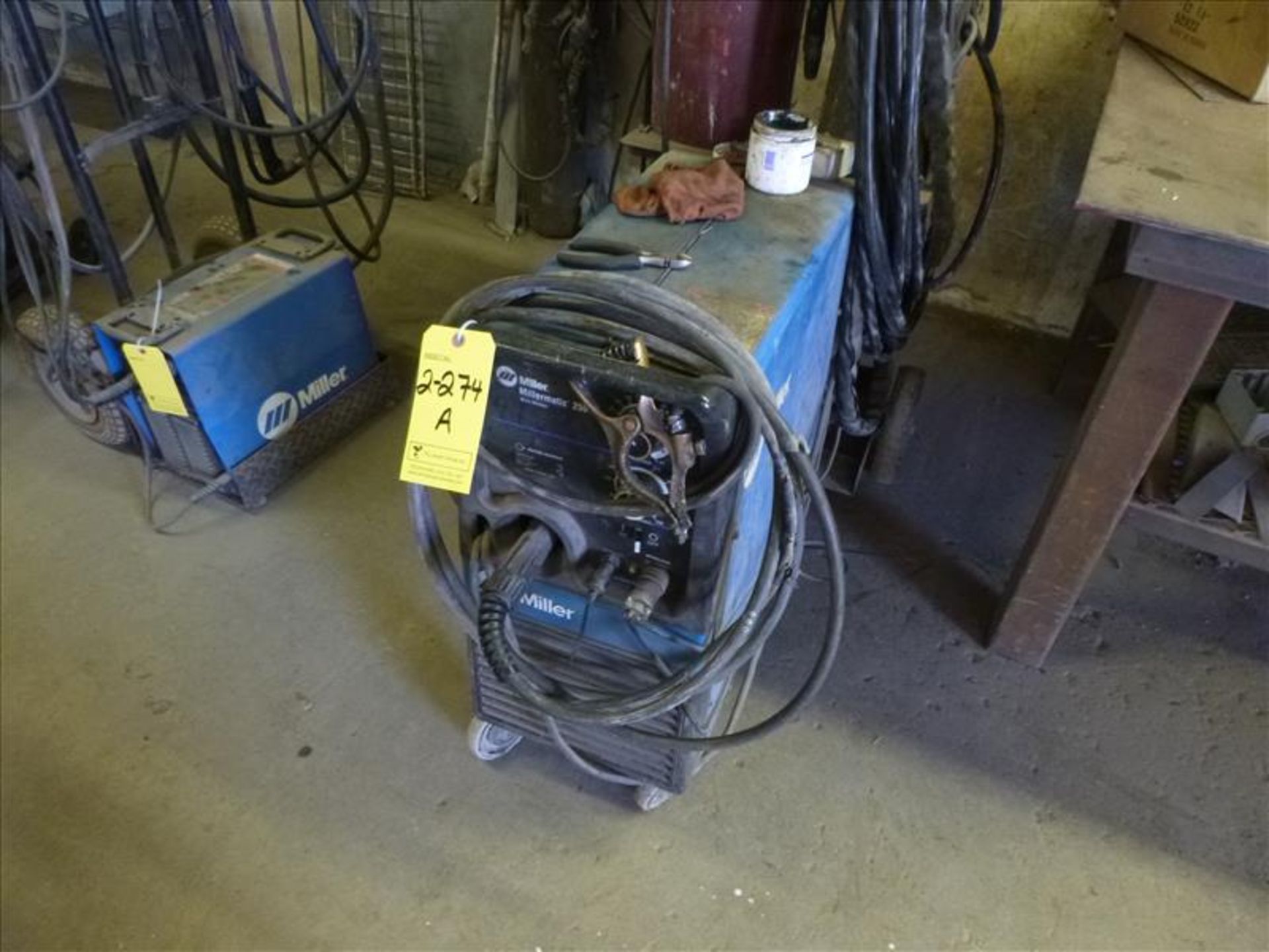 Miller mig welder, mod. MillerMatic 250 (mechanic shop)