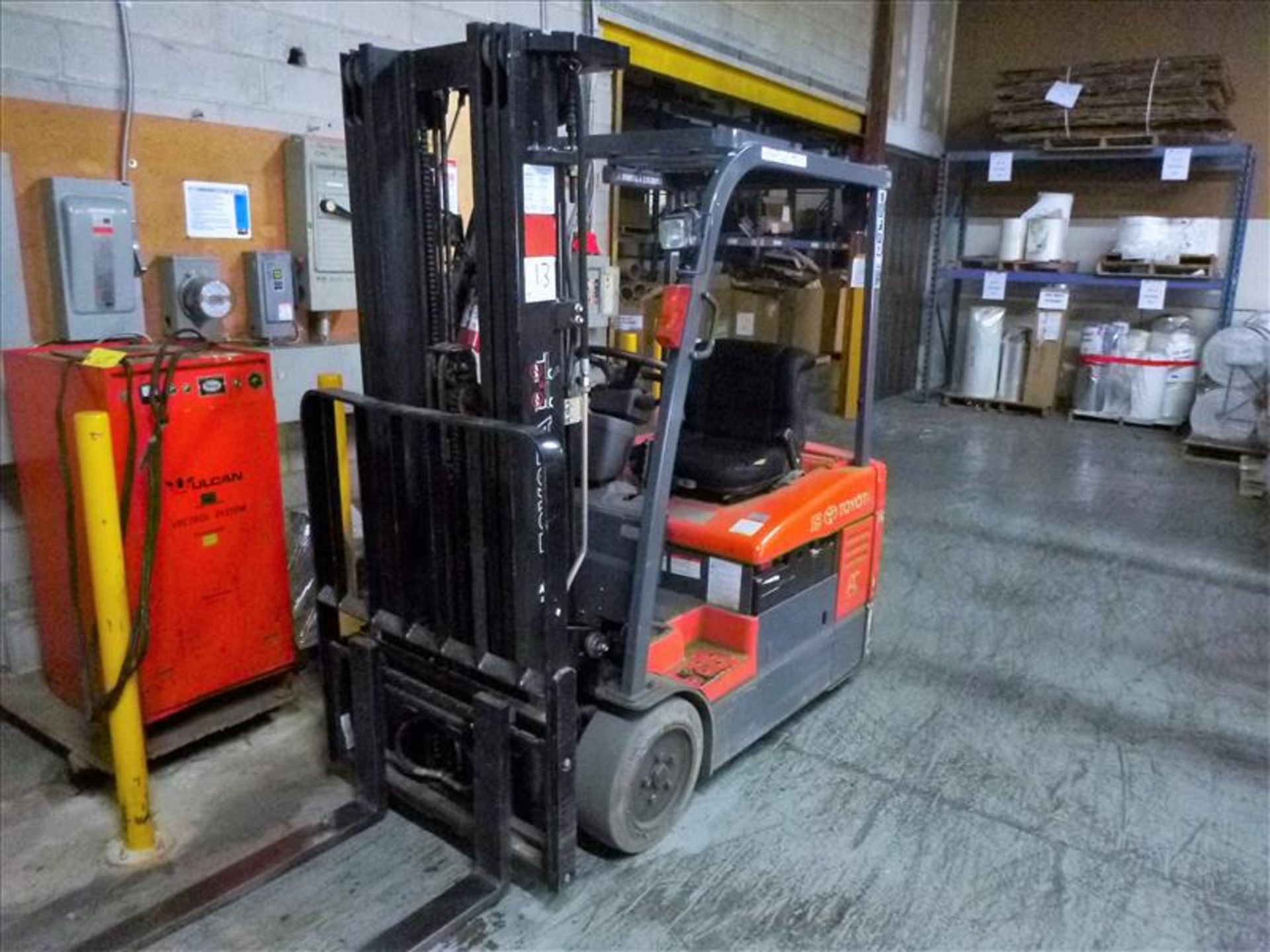 Toyota fork lift truck, mod. 7FBEU15, ser. no. 27447, 2600 lb. cap., 48V, 3-stage, side-shift, 3-